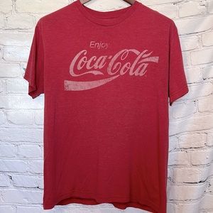 Coca-Cola Red Short Sleeve Graphic T-Shirt Men’s Size Large Excellent Condition